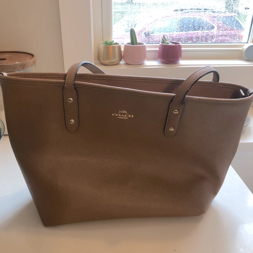 Coach Tote Purse